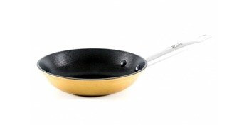 OUTLET (-23%) Patelnia żeliwna z powłoką nieprzywieralną Gipfel Select 28cm